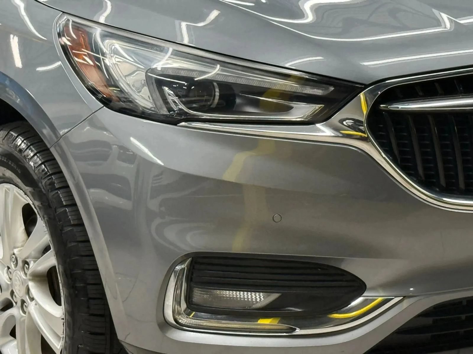 Used 2018 Buick Enclave Premium FWD image 6