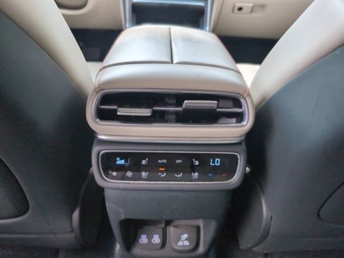 Used 2025 Genesis GV80 3.5T AWD/4WD image 24