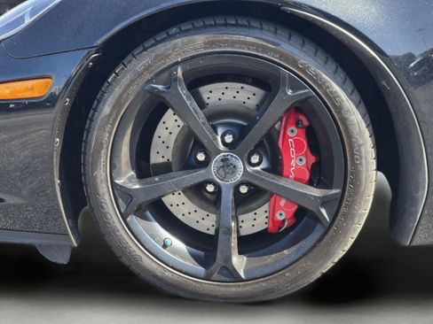 Used 2012 Chevrolet Corvette Grand Sport w/ 3LT Preferred Equipment Group RWD image 11