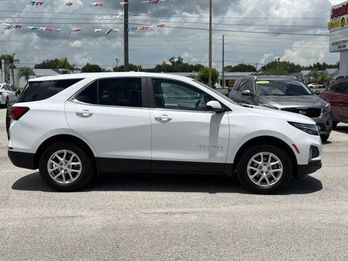 Used 2023 Chevrolet Equinox LT w/ Driver Convenience Package AWD/4WD image 3
