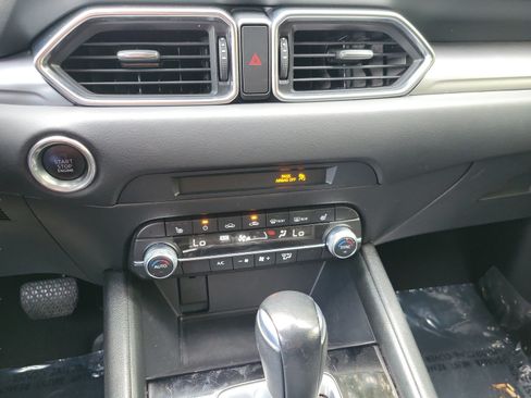 Used 2020 MAZDA CX-5 Touring FWD image 29