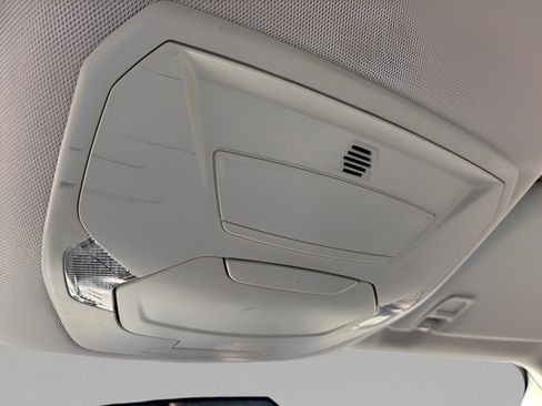 Used 2017 Ford Escape SE w/ Equipment Group 201A image 32