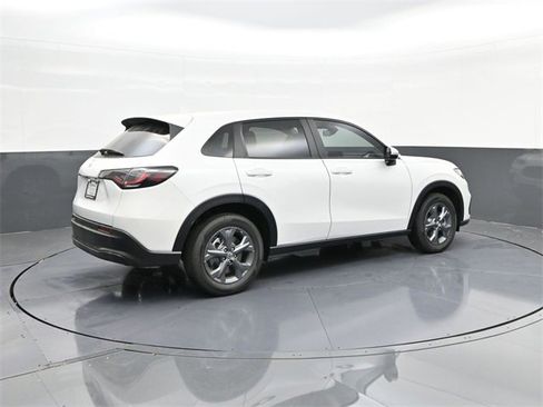 New 2026 Honda HR-V LX image 12