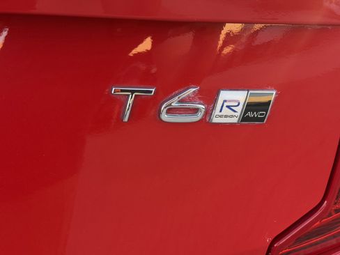 Used 2017 Volvo XC90 T6 R-Design w/ Vision Package image 10