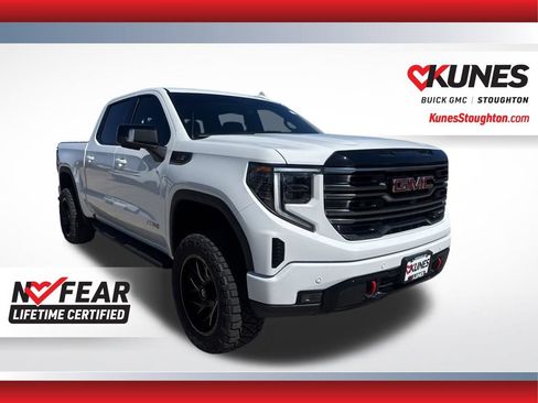 Used 2025 GMC Sierra 1500 AT4 w/ AT4 Premium Package image 4
