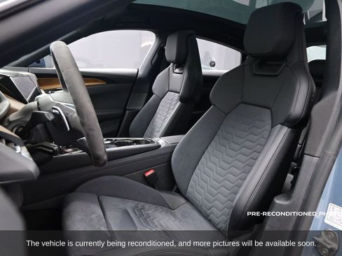 Used 2022 Audi e-tron GT Premium Plus image 7