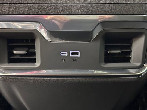 New 2026 GMC Sierra 1500 SLT w/ SLT Convenience Package image 19