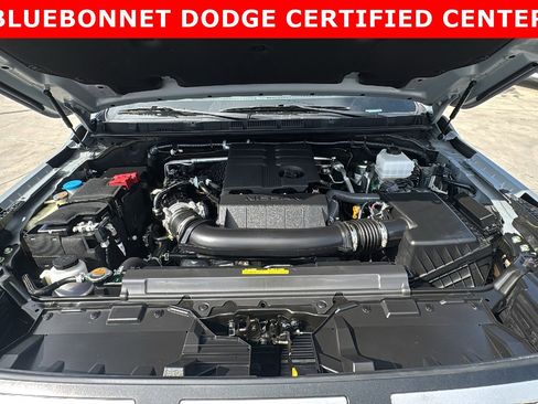 Used 2025 Nissan Frontier Pro-X image 33