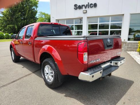 Used 2018 Nissan Frontier SV w/ Value Truck Package AWD/4WD image 12