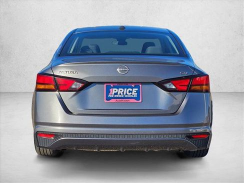 Used 2023 Nissan Altima 2.5 SV image 6
