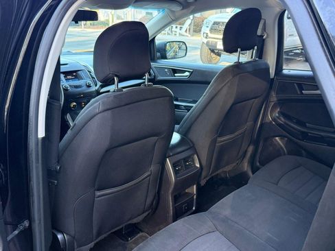 Used 2017 Ford Edge SE AWD/4WD image 28
