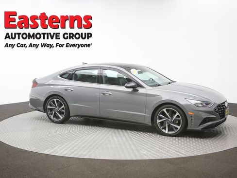 Used 2023 Hyundai Sonata SEL Plus w/ Preferred Accessory Package FWD image 43