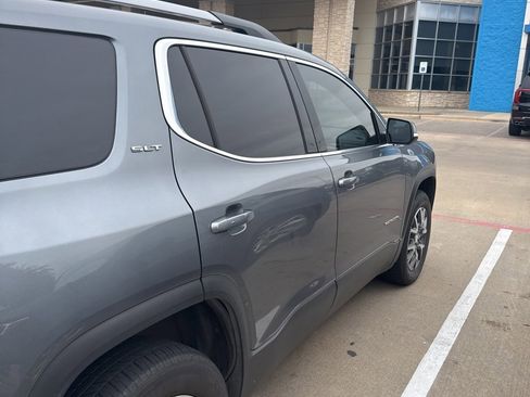 Used 2022 GMC Acadia SLT w/ Preferred Package image 24