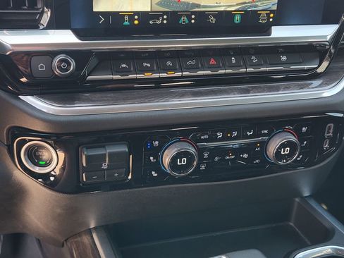 Used 2022 Chevrolet Silverado 1500 LTZ w/ LTZ Premium Texas Edition image 25