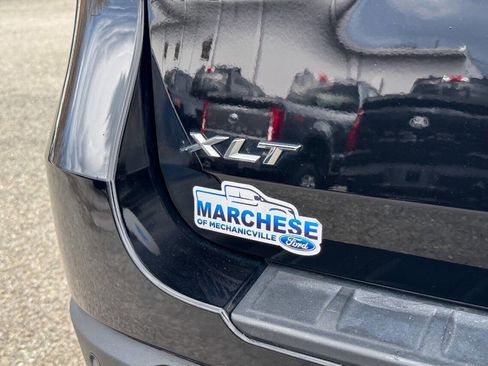 Used 2022 Ford Explorer XLT w/ Equipment Group 202A image 16