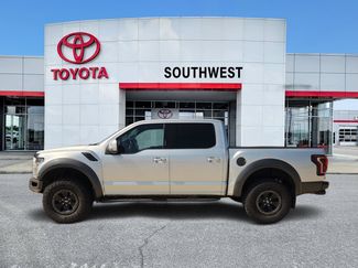 Used 2018 Ford F150 Raptor w/ Equipment Group 802A Luxury AWD/4WD video 3