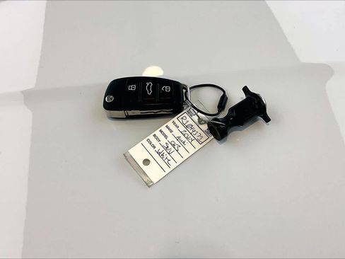 Used 2024 Audi Q3 2.0T Premium AWD/4WD image 15