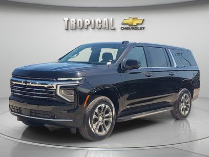 New 2026 Chevrolet Suburban LT w/ Comfort Package