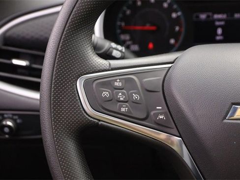 Used 2024 Chevrolet Malibu LT image 12