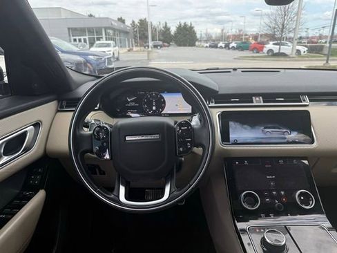 Used 2020 Land Rover Range Rover Velar R-Dynamic S image 12