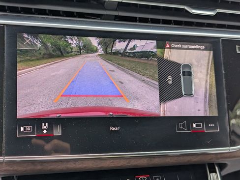 Used 2022 Audi Q7 3.0T Prestige image 30