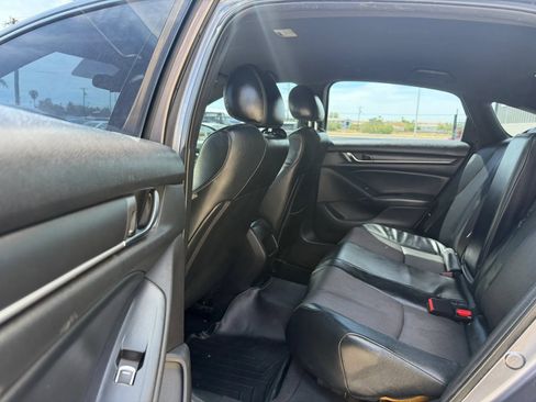 Used 2018 Honda Accord Sport image 23