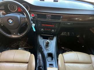 Used 2009 BMW M3 Convertible RWD video 4