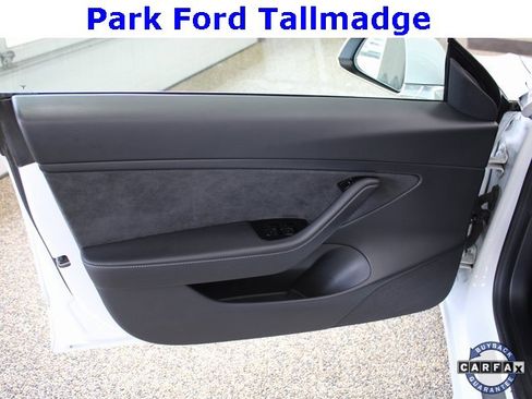 Used 2020 Tesla Model 3 Long Range image 12