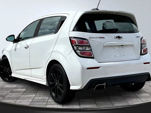 Used 2018 Chevrolet Sonic Premier image 4