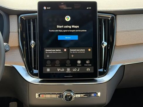 New 2026 Volvo XC90 B5 Core AWD/4WD image 17