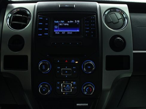 Used 2013 Ford F150 XLT w/ XLT Chrome Pkg RWD image 22