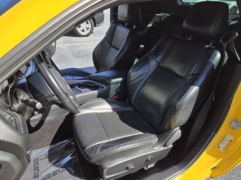 Used 2018 Dodge Challenger SXT Plus image 20