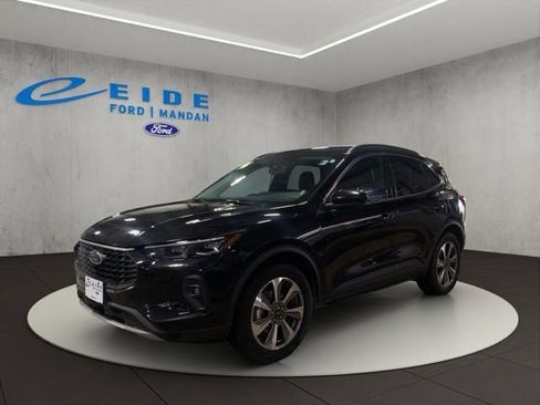 Used 2025 Ford Escape Platinum AWD/4WD image 5