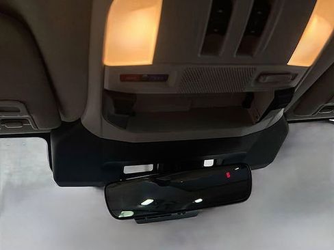 Used 2024 Subaru Ascent Onyx Edition image 21