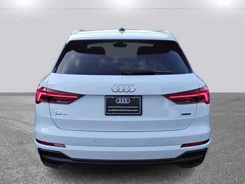 Certified 2025 Audi Q3 2.0T Premium w/ Convenience Package image 5
