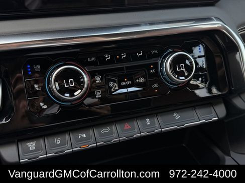 New 2026 GMC Sierra 2500 Denali Ultimate AWD/4WD image 16