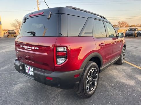 New 2025 Ford Bronco Sport Outer Banks image 5