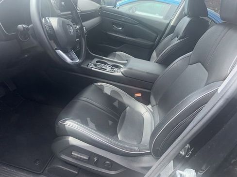 Used 2023 Honda Pilot Elite image 8