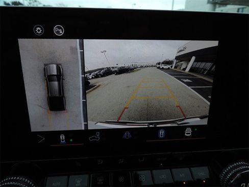 Certified 2024 GMC Canyon AT4 w/ Technology Package image 25