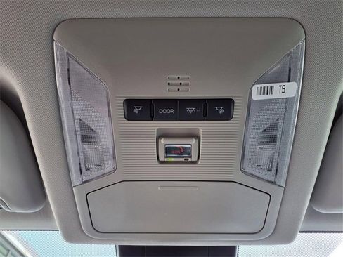 Used 2024 Toyota RAV4 LE image 13