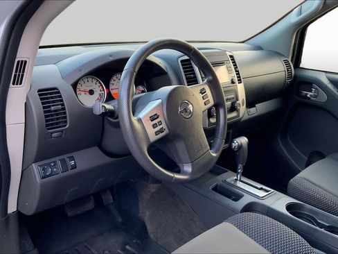 Used 2017 Nissan Frontier Desert Runner RWD image 15