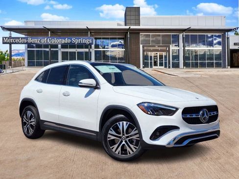 New 2025 Mercedes-Benz GLA 250 4MATIC image 1