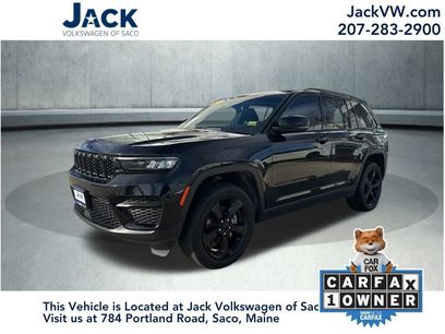 Used 2023 Jeep Grand Cherokee Altitude