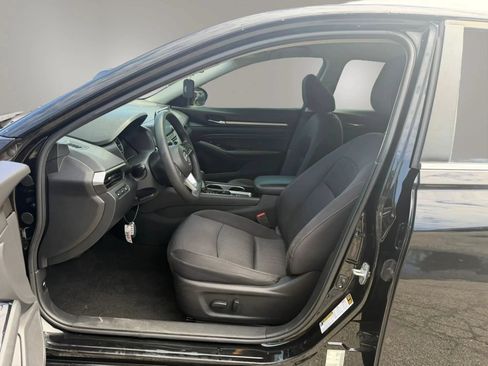 Used 2021 Nissan Altima 2.5 SV AWD/4WD image 24