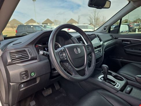 Used 2018 Honda Pilot EX-L image 2