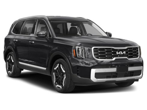 Used 2023 Kia Telluride S w/ S Sunroof Package image 16