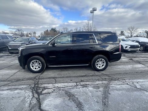 Used 2018 GMC Yukon SLE w/ Convenience Package image 2