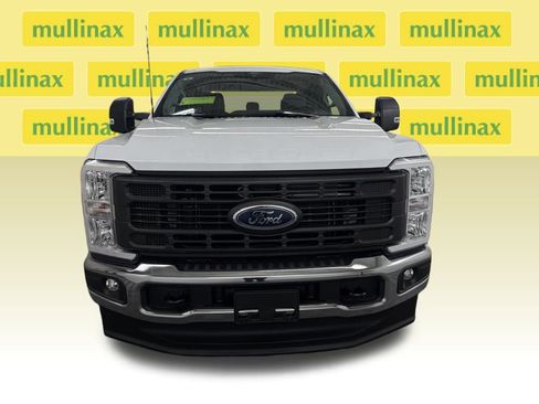 New 2026 Ford F250 XL w/ XL Chrome Package image 14