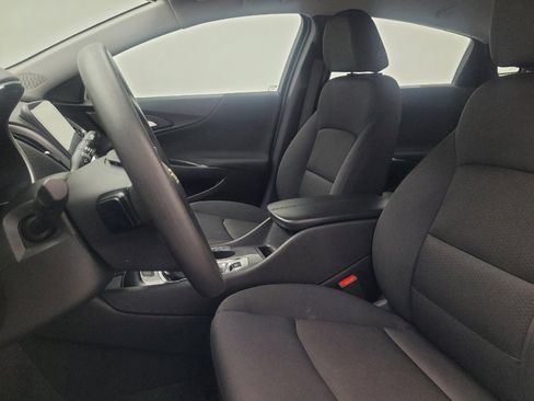 Used 2025 Chevrolet Malibu LT FWD image 17