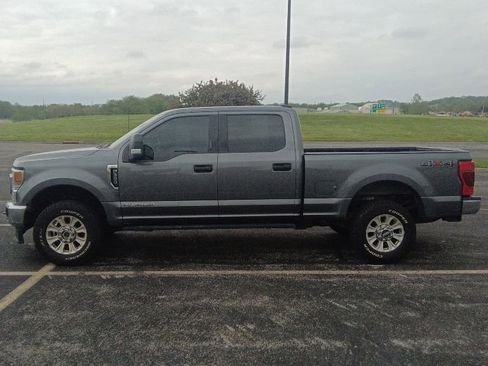 Used 2022 Ford F350 XLT w/ XLT Value Package AWD/4WD image 2
